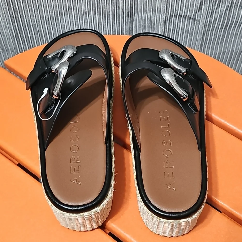 Aerosoles‎ Darcy Wedge Platform Double Buckle Sandal Women’s 7M NWOT Condition